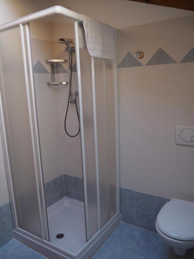 Residenza Arcobaleno Aparthotel Tenno Bagian luar foto
