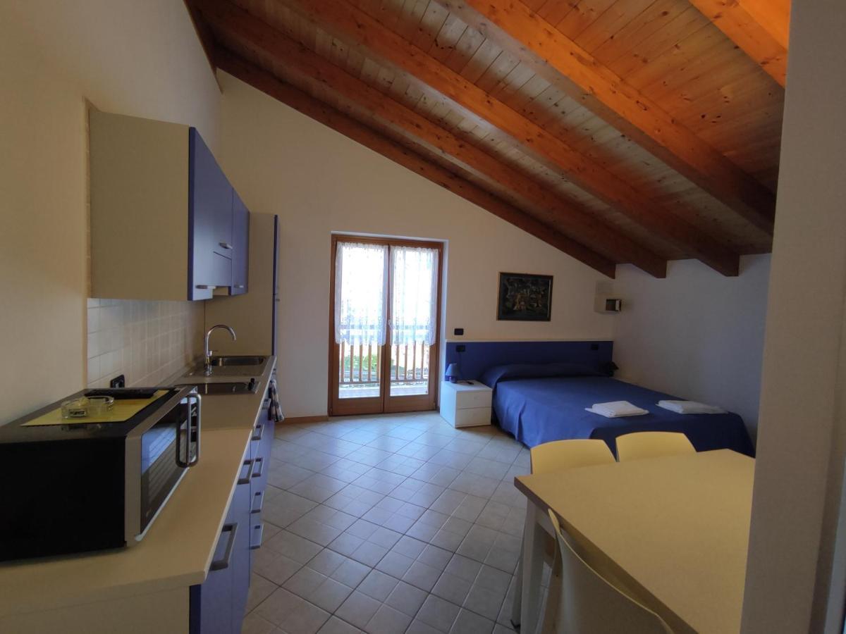 Residenza Arcobaleno Aparthotel Tenno Bagian luar foto
